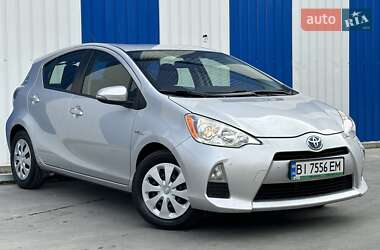 Хэтчбек Toyota Prius 2013 в Одессе