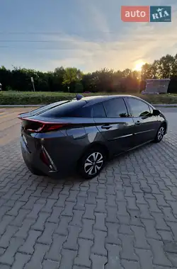 Toyota Prius 2018