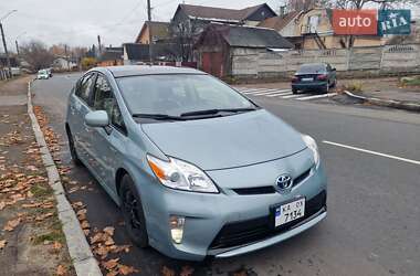 Хэтчбек Toyota Prius 2015 в Житомире