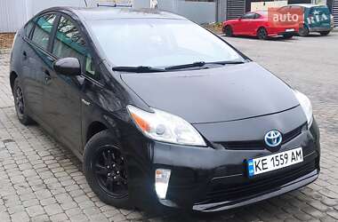 Хэтчбек Toyota Prius 2015 в Днепре