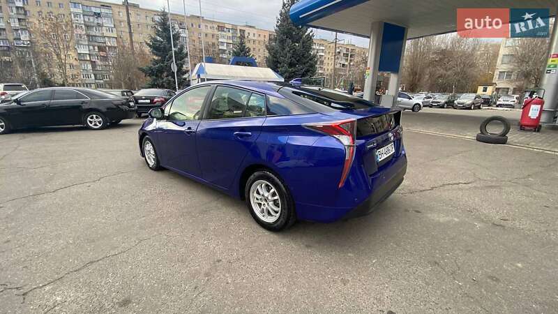 Хэтчбек Toyota Prius 2017 в Одессе