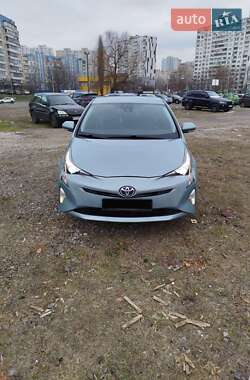 Хетчбек Toyota Prius 2016 в Києві