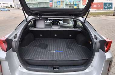 Хетчбек Toyota Prius 2019 в 