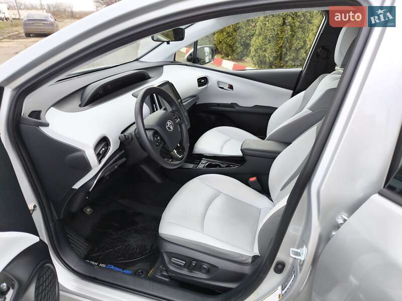 Хетчбек Toyota Prius 2019 в Миколаєві