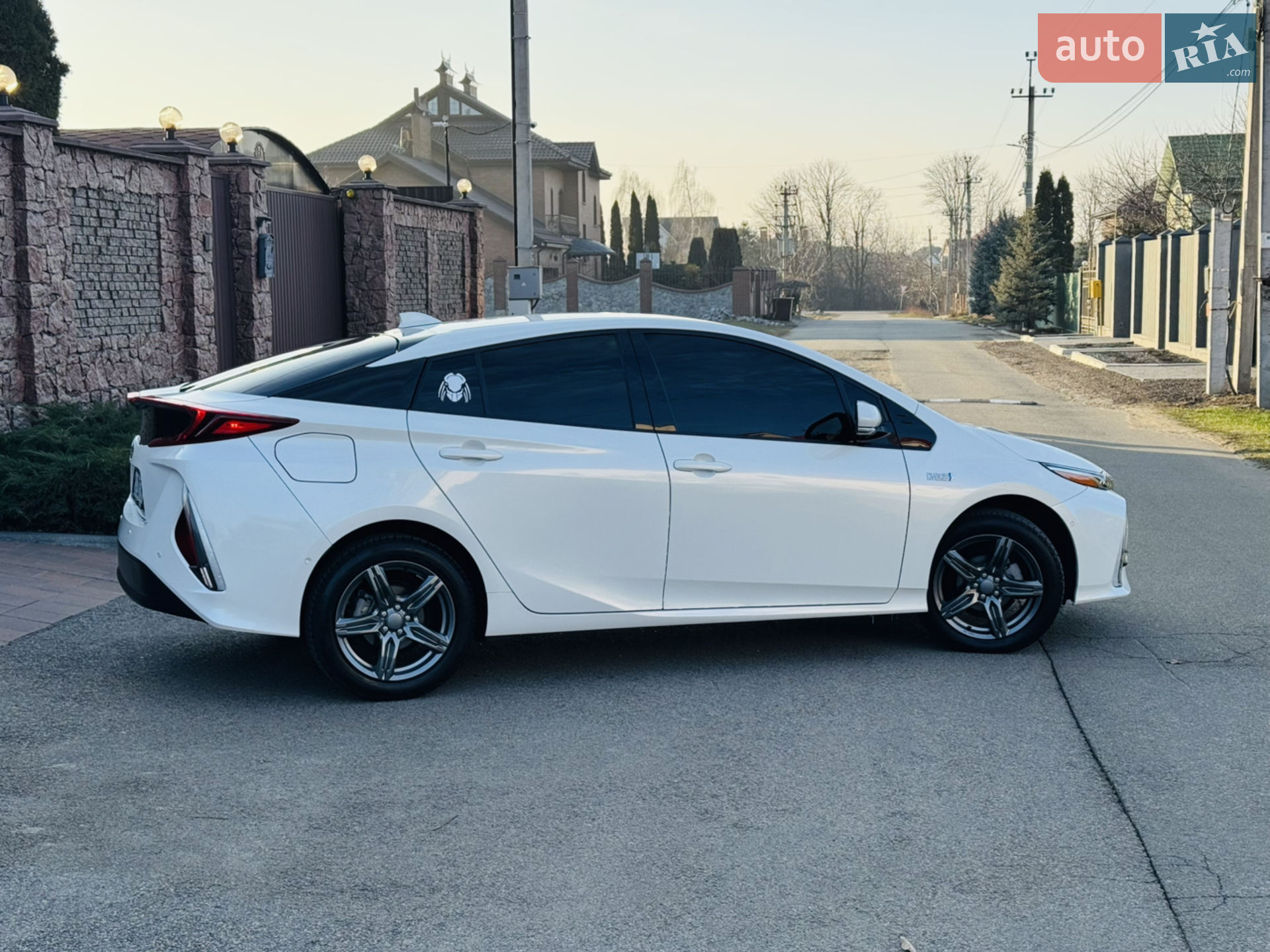 2017 Toyota Prius - мініатюра 8