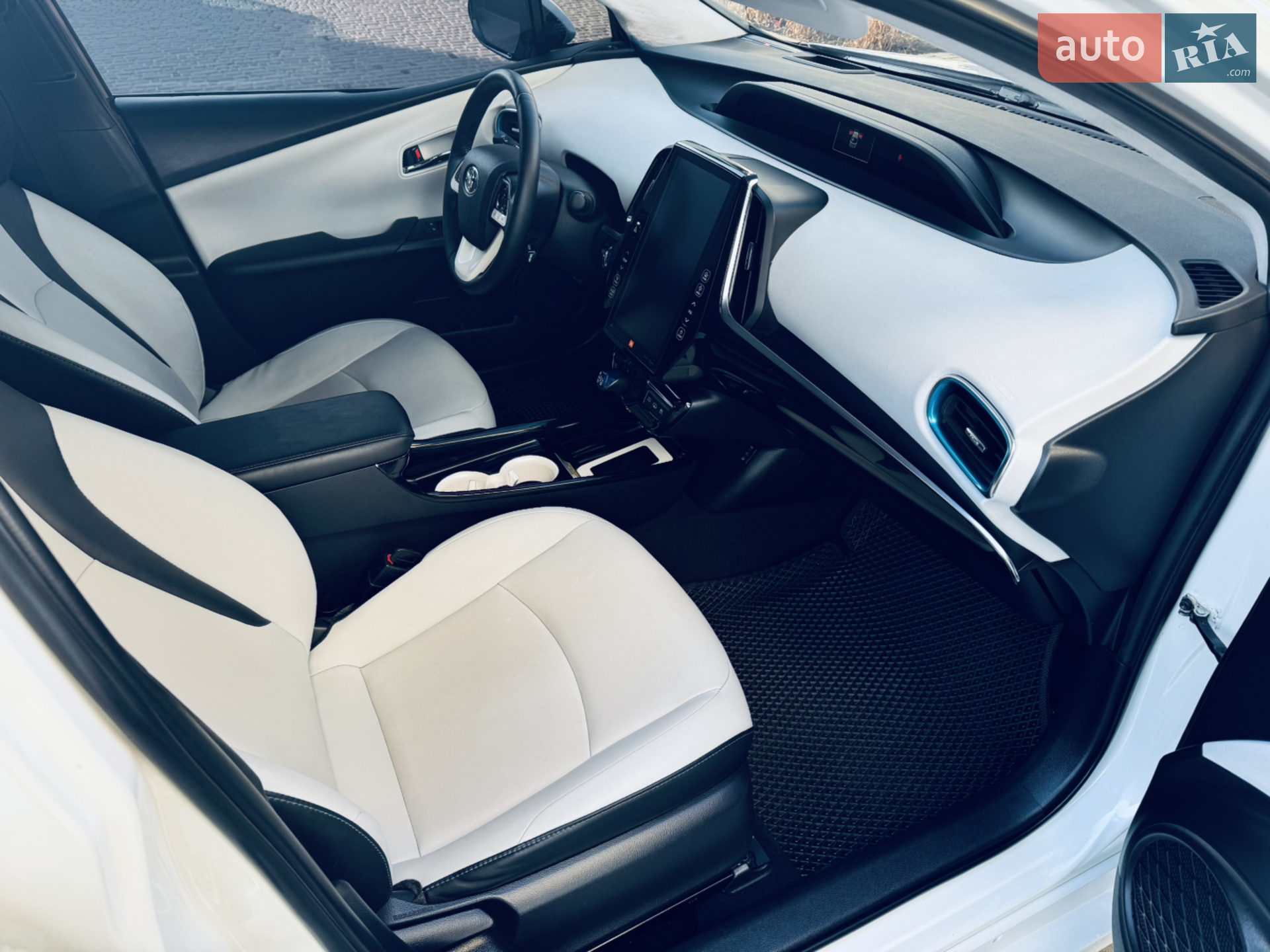 2017 Toyota Prius - мініатюра 22