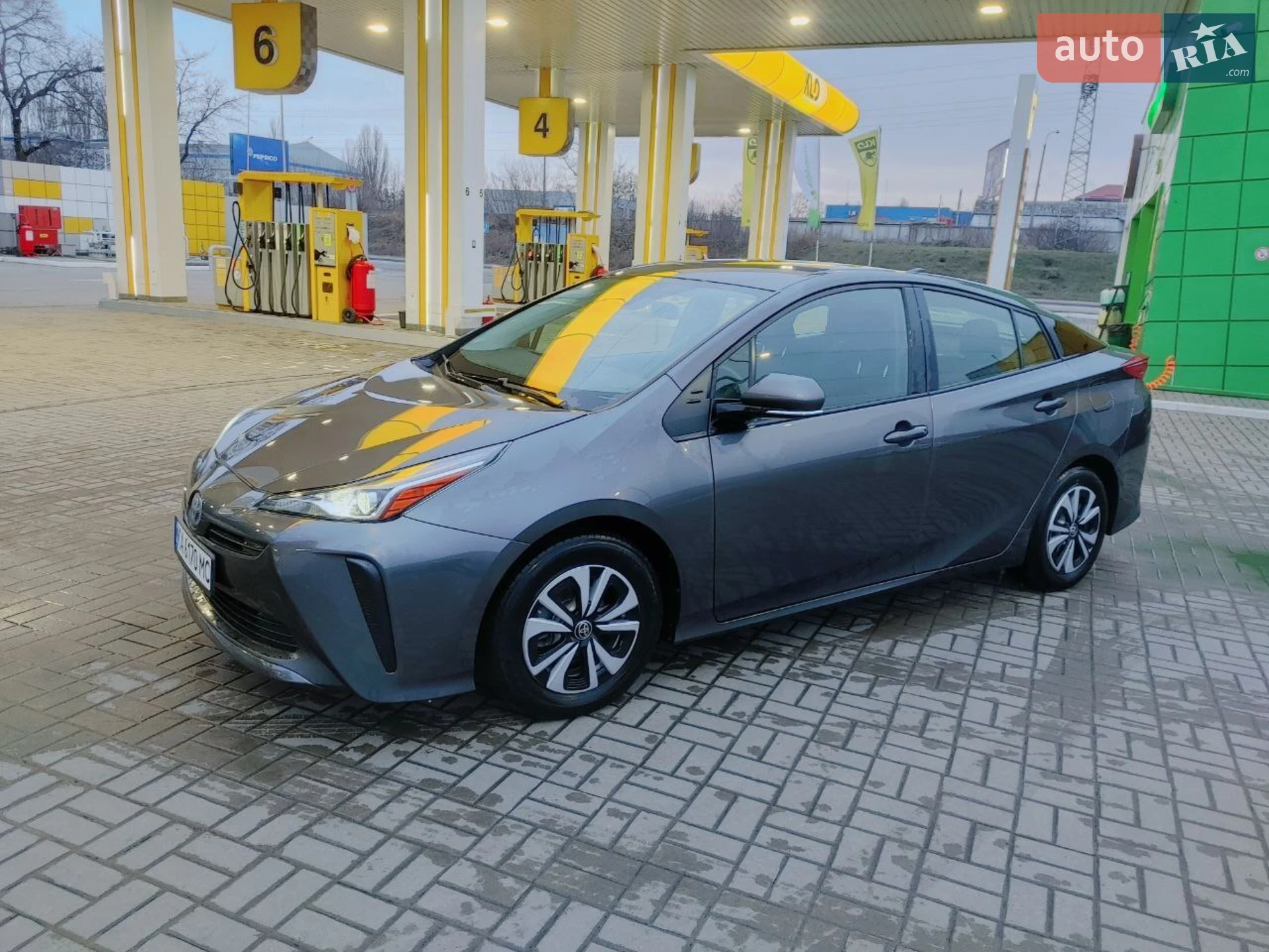 2018 Toyota Prius - мініатюра 8