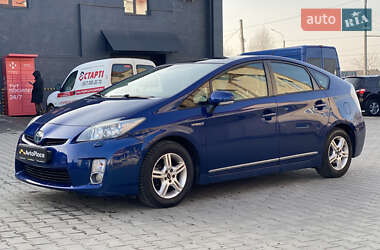 Хэтчбек Toyota Prius 2010 в 