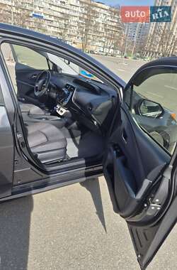 Хетчбек Toyota Prius 2015 в Києві