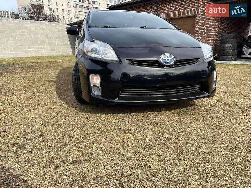 Хетчбек Toyota Prius 2011 в Києві