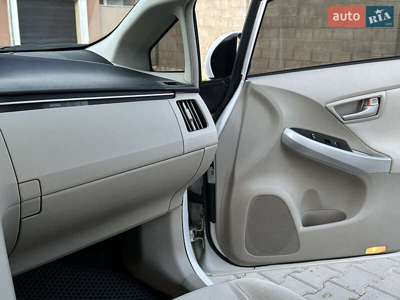 Хетчбек Toyota Prius 2012 в Одесі