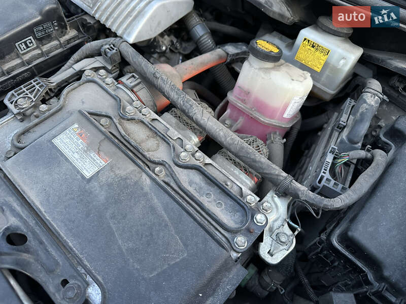 Хетчбек Toyota Prius 2012 в Одесі