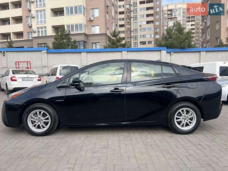 Хетчбек Toyota Prius 2016 в Одесі фото 12 Хетчбек Toyota Prius 2016 в Одесі