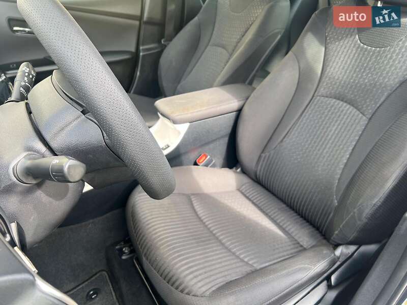 Хетчбек Toyota Prius 2016 в Одесі фото 29 Хетчбек Toyota Prius 2016 в Одесі