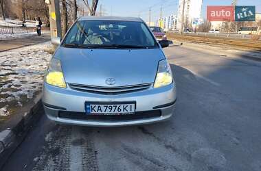 Хетчбек Toyota Prius 2005 в 