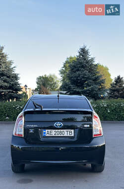 Хетчбек Toyota Prius 2013 в 