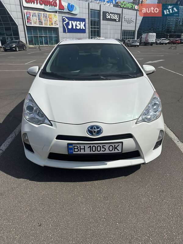 Хетчбек Toyota Prius 2012 в Одесі