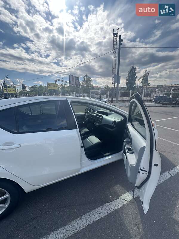 Хетчбек Toyota Prius 2012 в Одесі