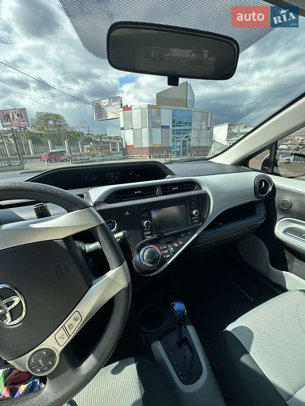 Хетчбек Toyota Prius 2012 в Одесі