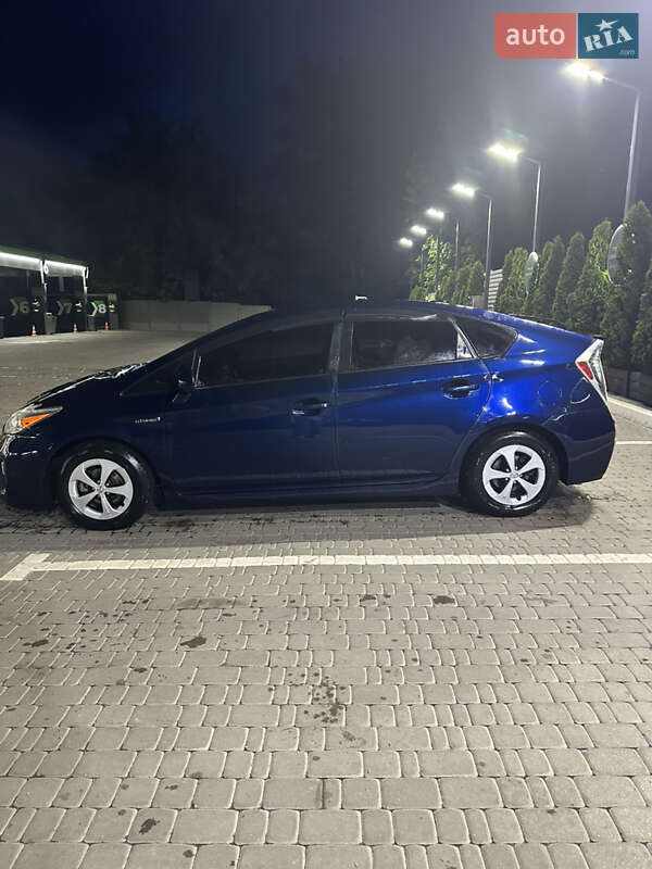 Хетчбек Toyota Prius 2013 в Харкові