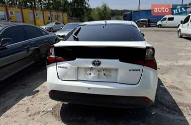 Хетчбек Toyota Prius 2022 в 