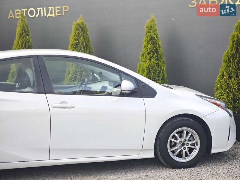 Хэтчбек Toyota Prius 2016 в Одессе
