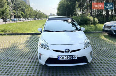 Хэтчбек Toyota Prius 2014 в Киеве