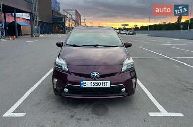Хетчбек Toyota Prius 2013 в Полтаві