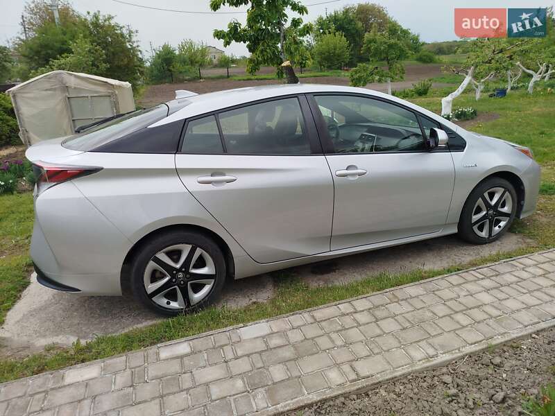Toyota Prius 2016