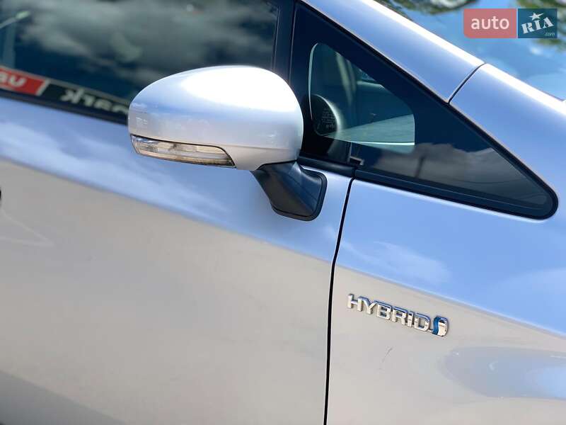 Хэтчбек Toyota Prius 2010 в Виннице
