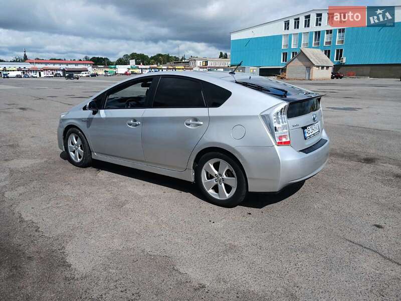 Хетчбек Toyota Prius 2010 в Тульчині