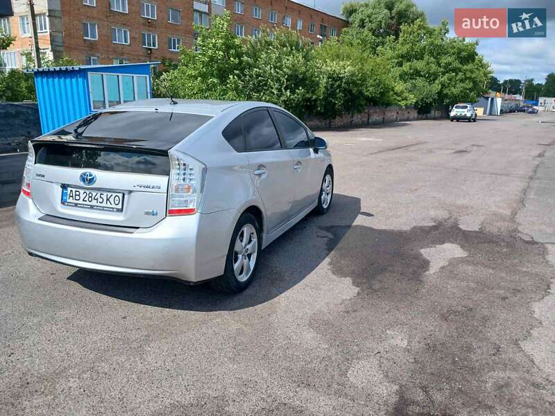 Хетчбек Toyota Prius 2010 в Тульчині