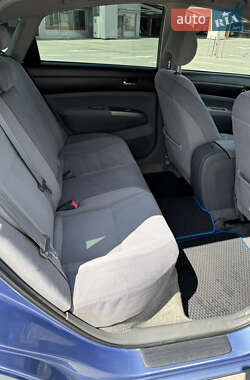 Хетчбек Toyota Prius 2005 в 