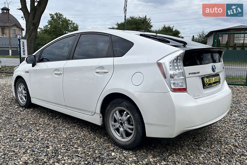 Хэтчбек Toyota Prius 2010 в Коломые
