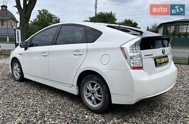 Хетчбек Toyota Prius 2010 в 