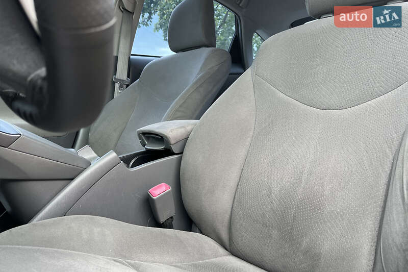 Хэтчбек Toyota Prius 2010 в Коломые