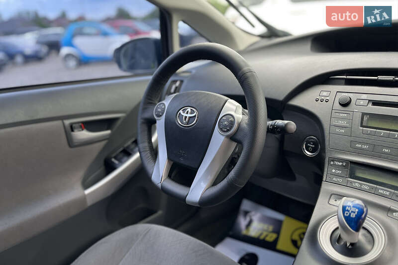 Хэтчбек Toyota Prius 2010 в Коломые