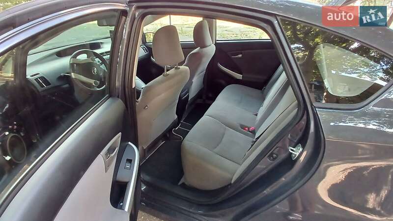 Хэтчбек Toyota Prius 2013 в Одессе