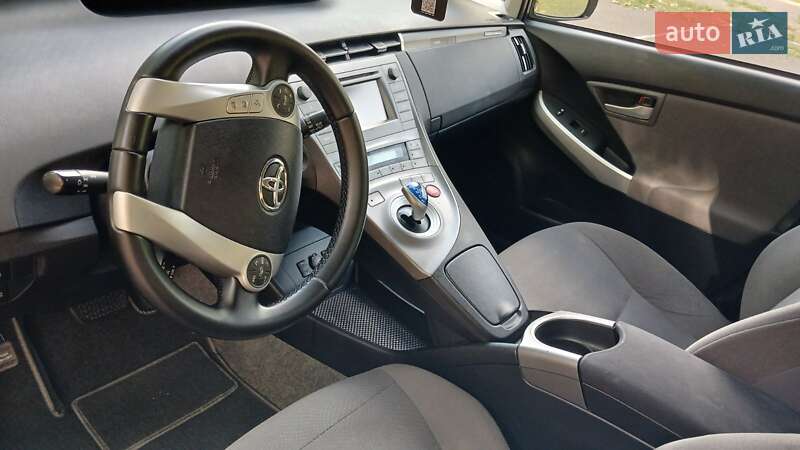 Хэтчбек Toyota Prius 2013 в Одессе