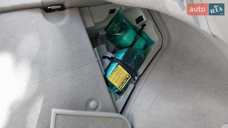 Хэтчбек Toyota Prius 2013 в Одессе