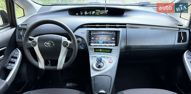 Хэтчбек Toyota Prius 2014 в Одессе