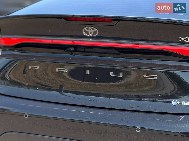 Хэтчбек Toyota Prius 2023 в Кривом Роге