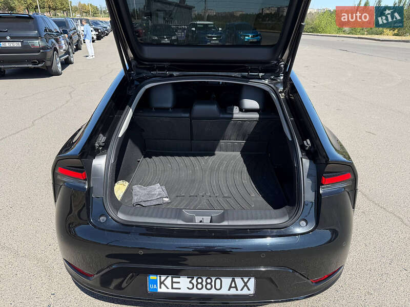 Хэтчбек Toyota Prius 2023 в Кривом Роге