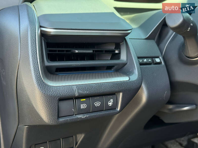 Хэтчбек Toyota Prius 2023 в Кривом Роге