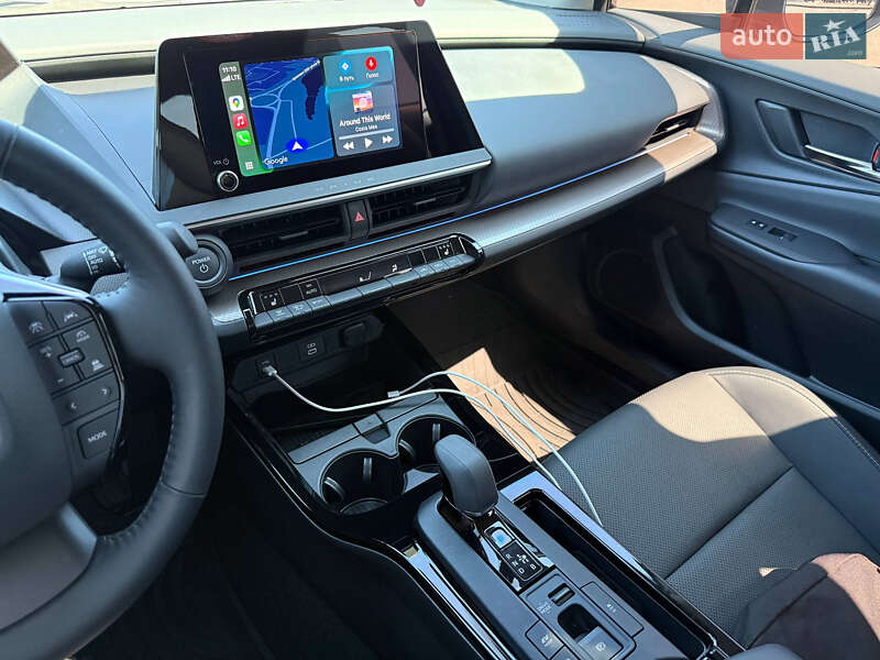 Хэтчбек Toyota Prius 2023 в Кривом Роге