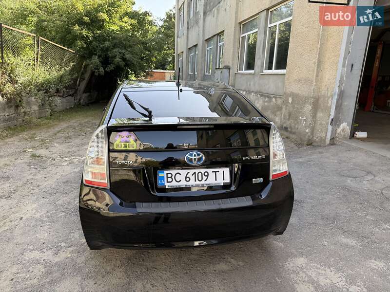 Хетчбек Toyota Prius 2010 в Львові