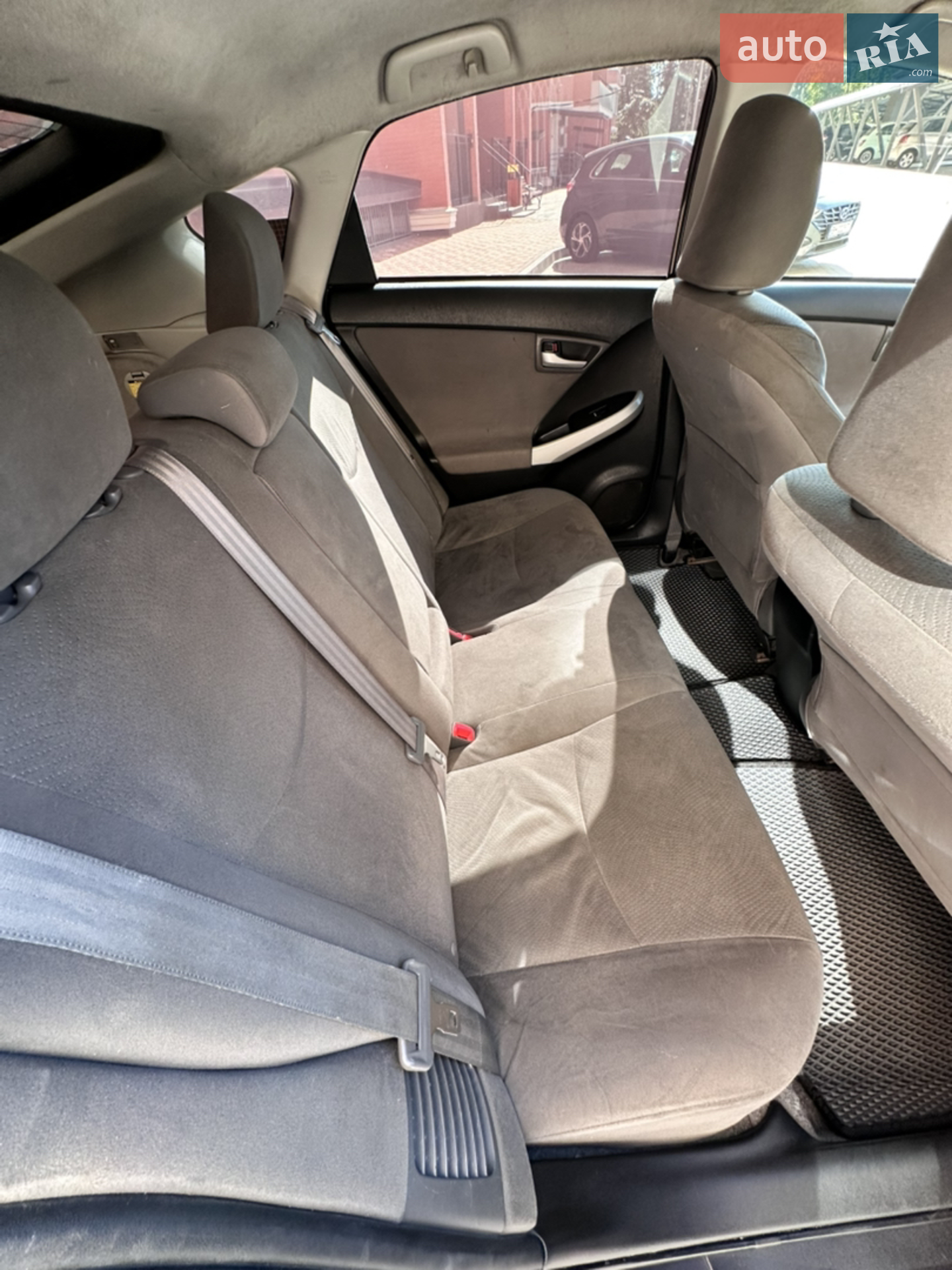 2013 Toyota Prius - мініатюра 12