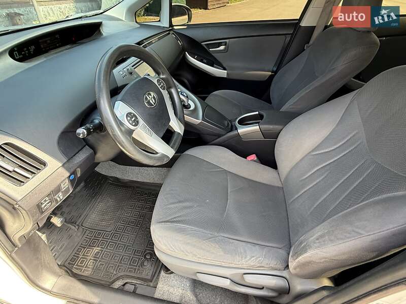 Хетчбек Toyota Prius 2012 в Києві