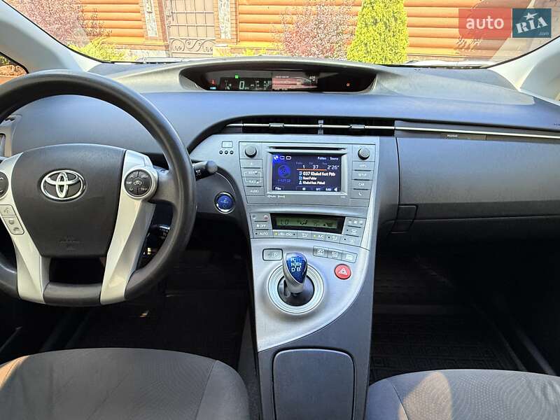 Хетчбек Toyota Prius 2012 в Києві