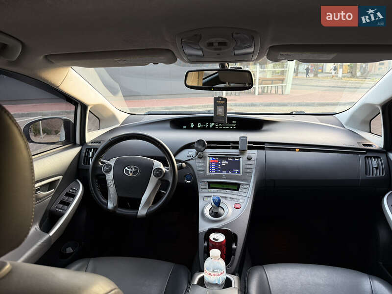 Хэтчбек Toyota Prius 2013 в Одессе